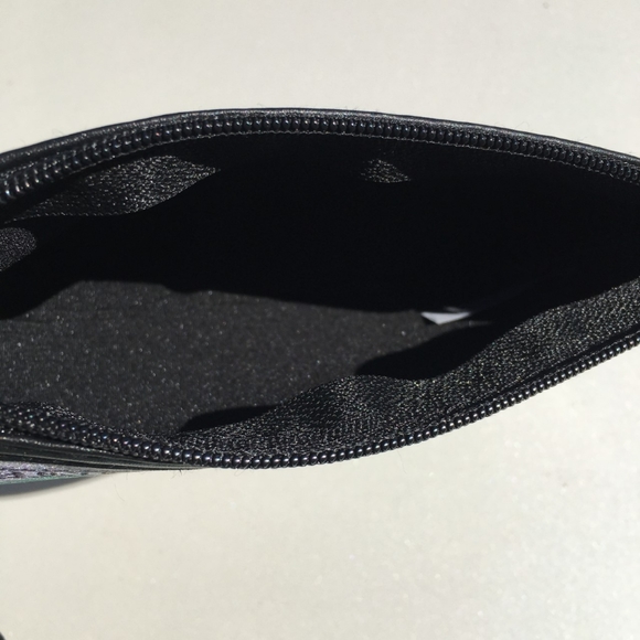 Money Wristlet Mini Purse Pouch - Picture 7 of 13